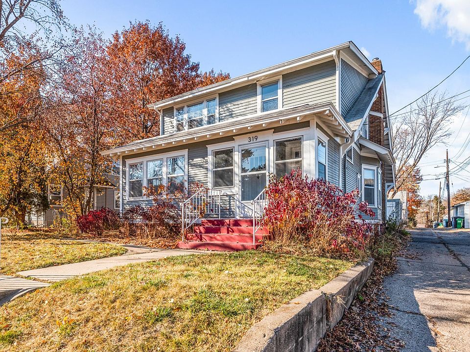 319 Vincent Ave N