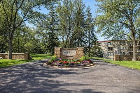 6710 Vernon Ave S #409